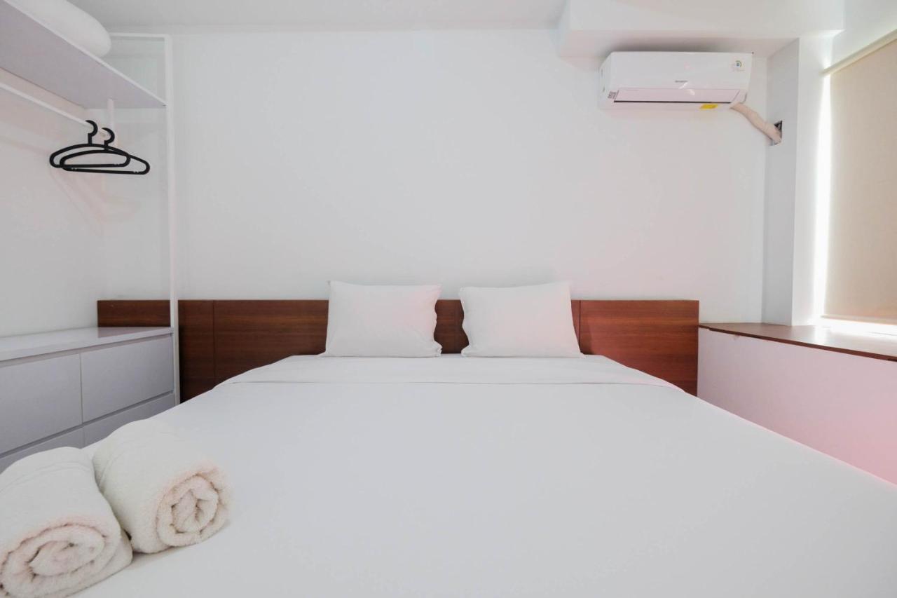 Town View 1br At Patraland Urbano By Travelio Bekasi